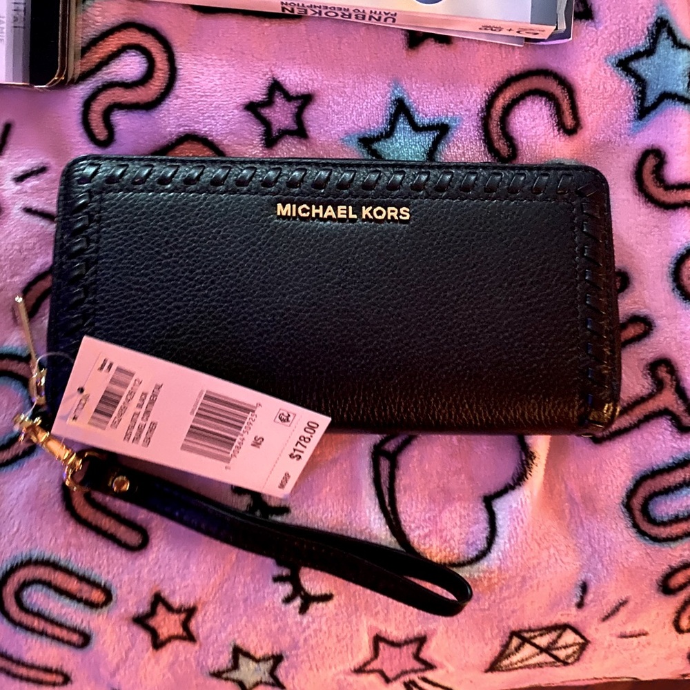 Michael Kors wristlet
